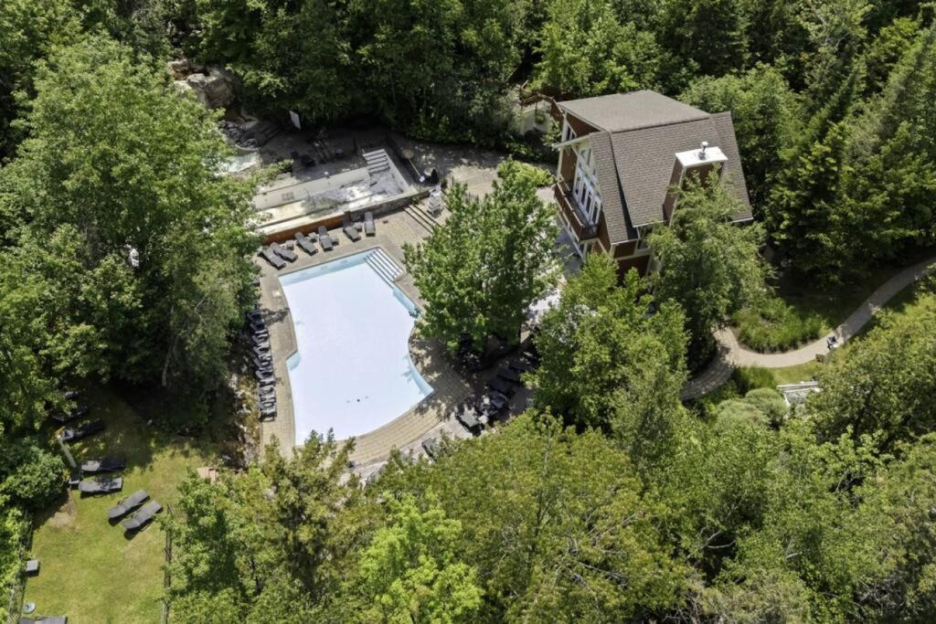 Les Manoirs Wpool & Hot Tub Near Village 110-7 Mont-Tremblant Exteriör bild