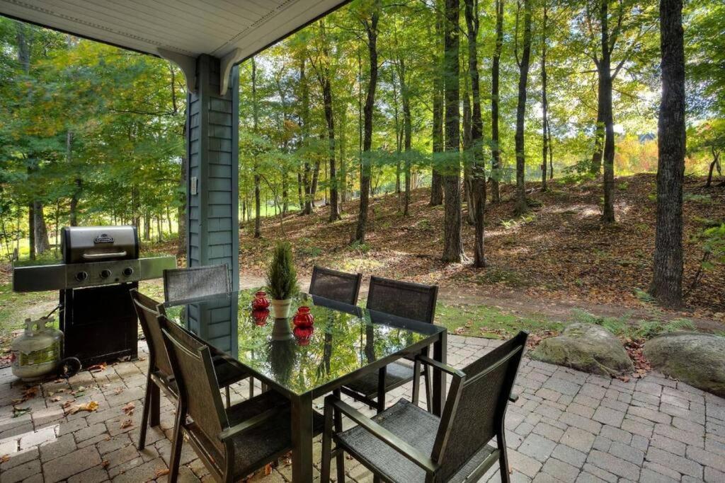Les Manoirs Wpool & Hot Tub Near Village 110-7 Mont-Tremblant Exteriör bild